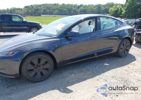 2025 Tesla Model 3 Long Range All-Wheel Drive from USA, damaged, VIN 5YJ3E1EB8SF017051